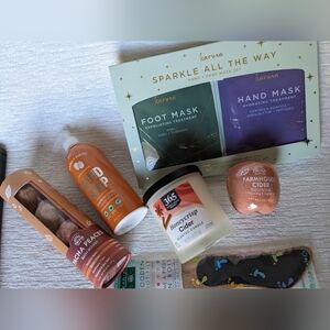 Spa Bundle 6 Items, Foot And Hand Mask, Foot File, Candle, Bath Bombs,Soap